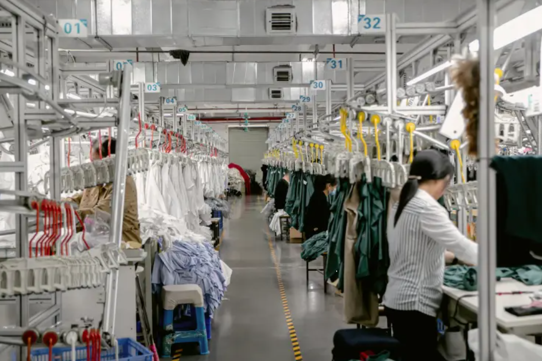 의류 OEM 생산 및 납품 견적 요청